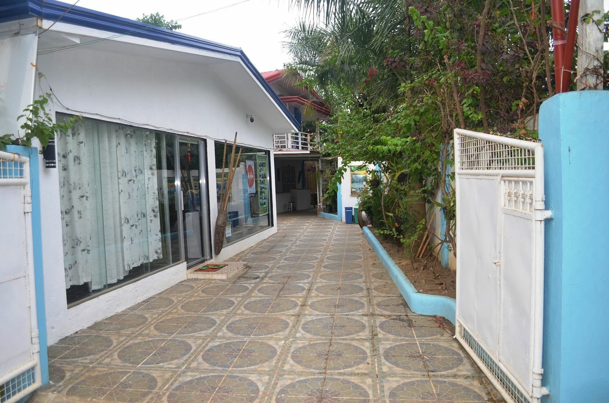 El Taraw Bed & Breakfast Puerto Princesa Exterior foto